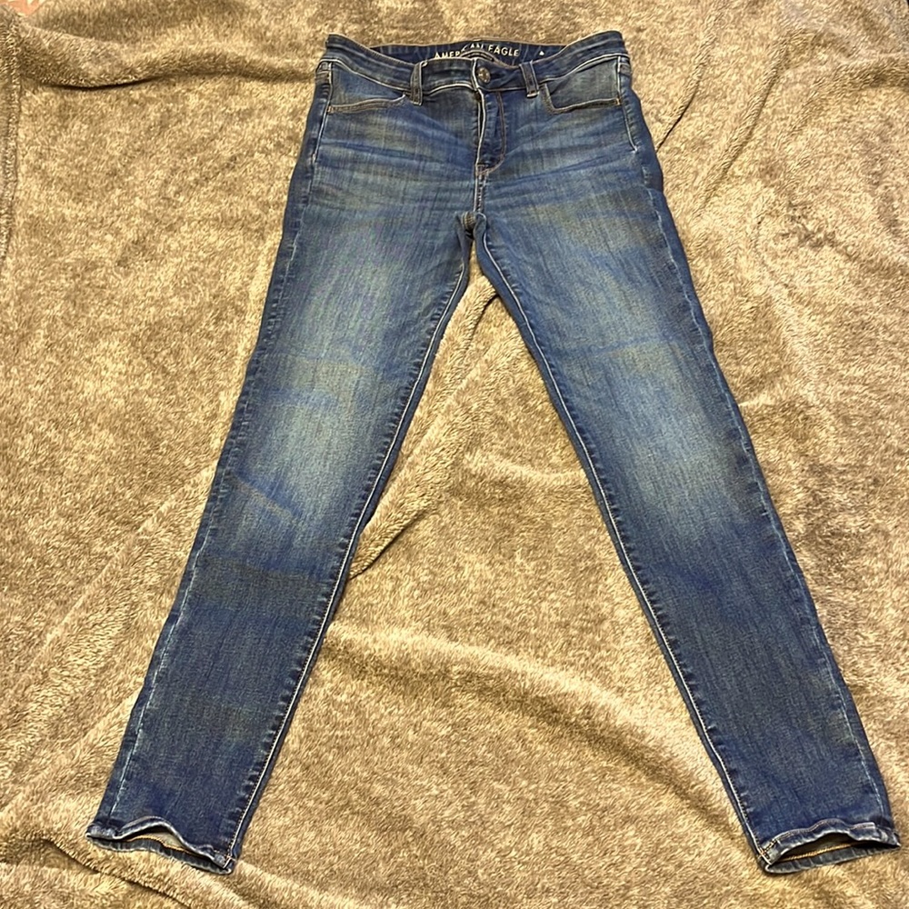American Eagle size 10 long Next Level Stretch Skinny jeans. EUC.